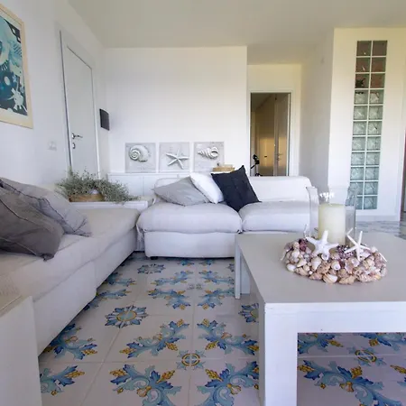 Porto Rotondo Sul Mare Apartment *